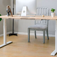 Mejores escritorios elevables. Cuál comprar y seis modelos recomendados desde 195 euros